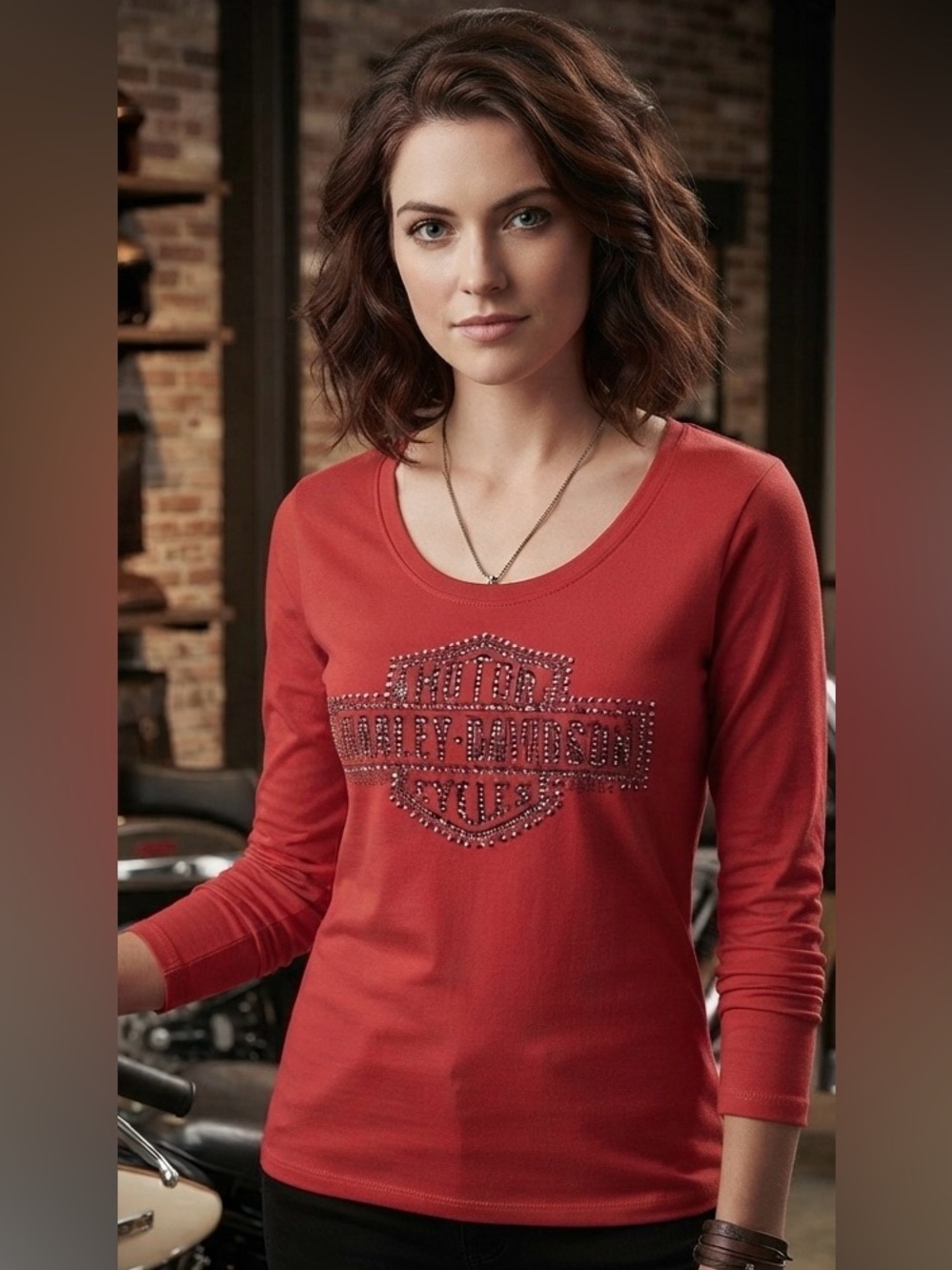 Harley-Davidson Red Graphic Logo Tee - Bling your ride! Beautiful shirt 🏍️